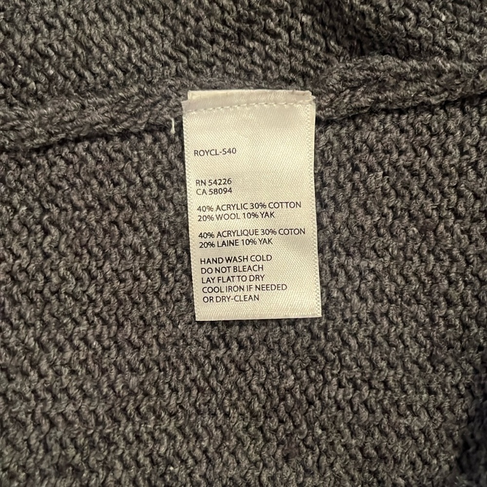 ROYAL ROBBINS Knit V-Neck Sweater - Picture 4 of 4